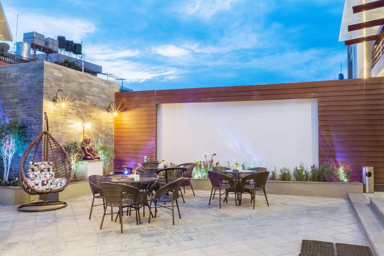 Hotel Lake Paradise Pokhara Exterior foto