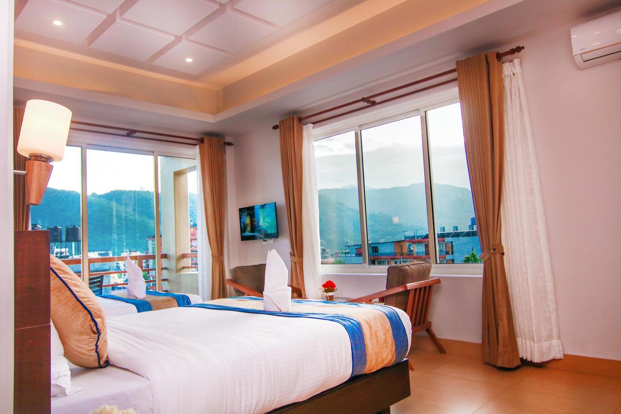 Hotel Lake Paradise Pokhara Exterior foto