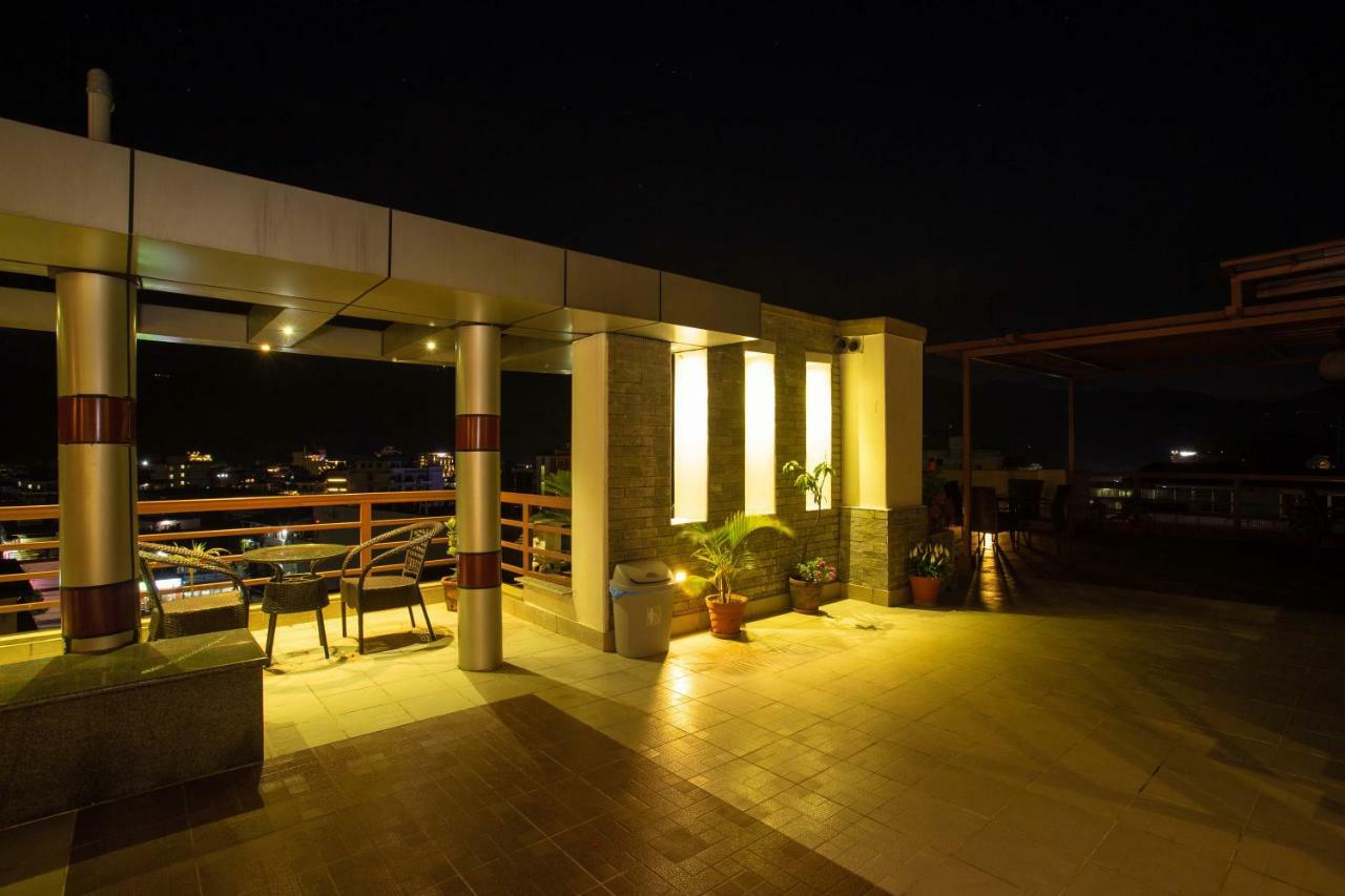 Hotel Lake Paradise Pokhara Exterior foto