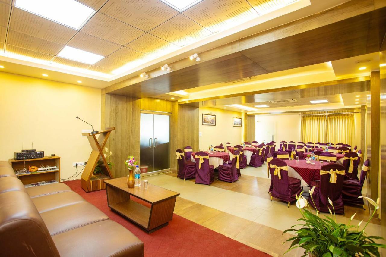 Hotel Lake Paradise Pokhara Exterior foto