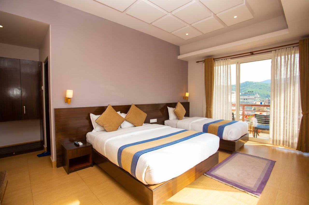 Hotel Lake Paradise Pokhara Exterior foto